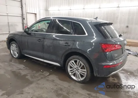 2018 Audi Q5 2.0T Premium/2.0T Tech Premium z USA, uszkodzony, nr VIN WA1BNAFY3J2126043